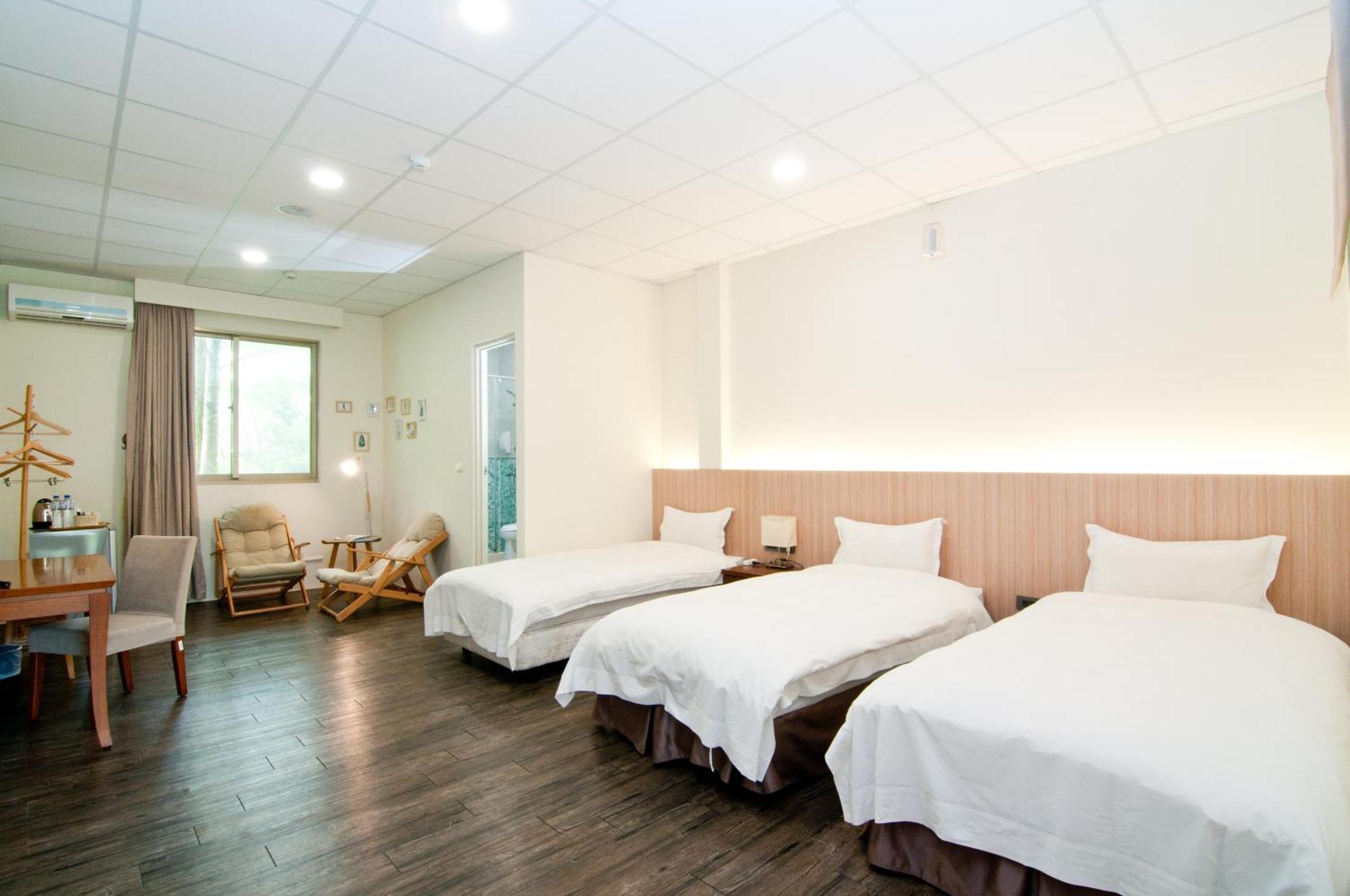 Ncnu Campus Inn暨大行旅 Puli Extérieur photo