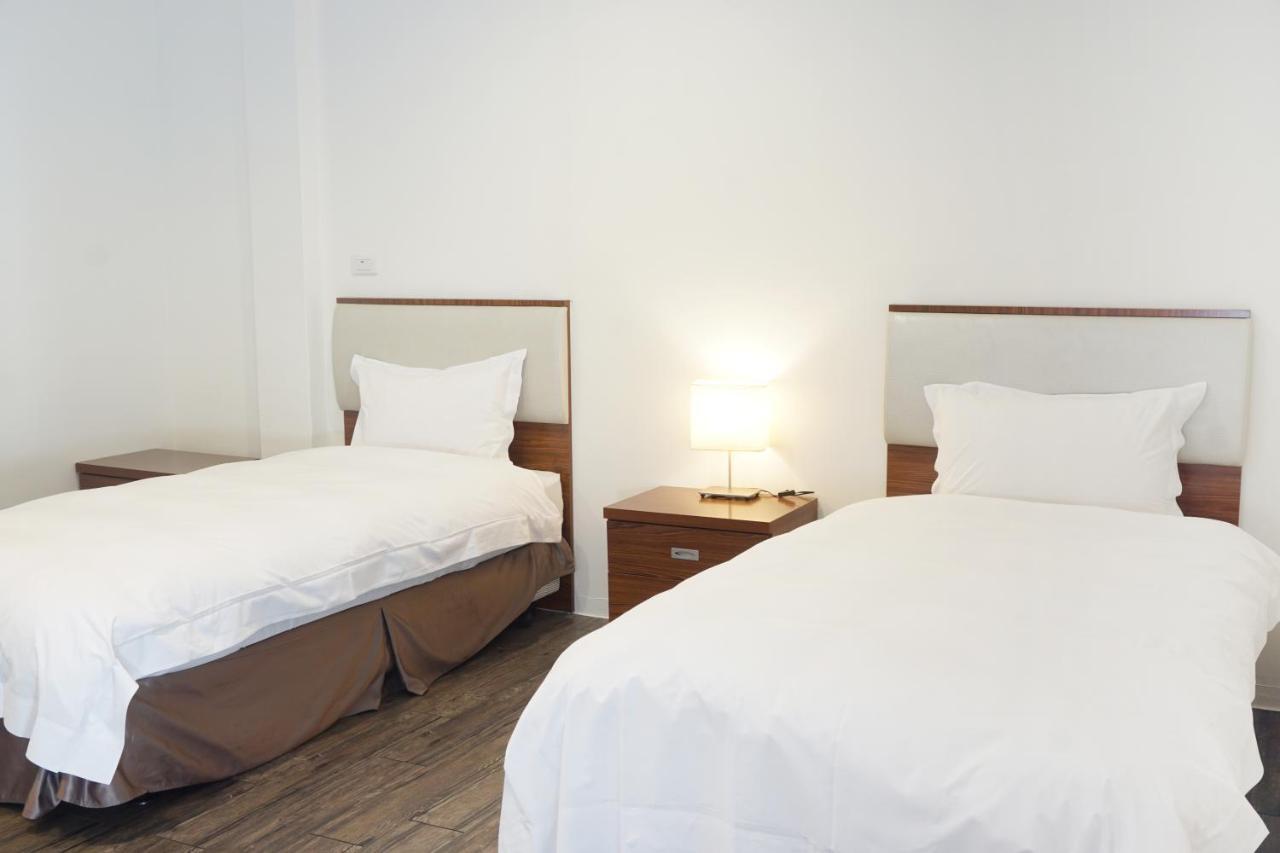 Ncnu Campus Inn暨大行旅 Puli Extérieur photo