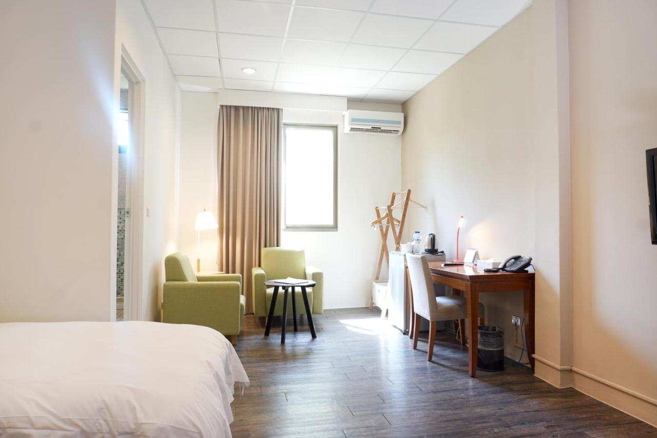 Ncnu Campus Inn暨大行旅 Puli Extérieur photo