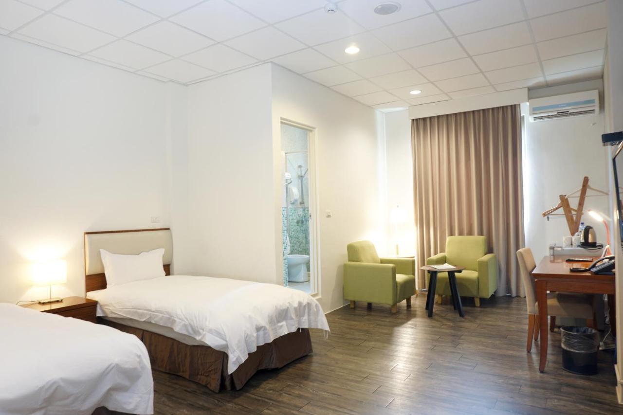 Ncnu Campus Inn暨大行旅 Puli Extérieur photo