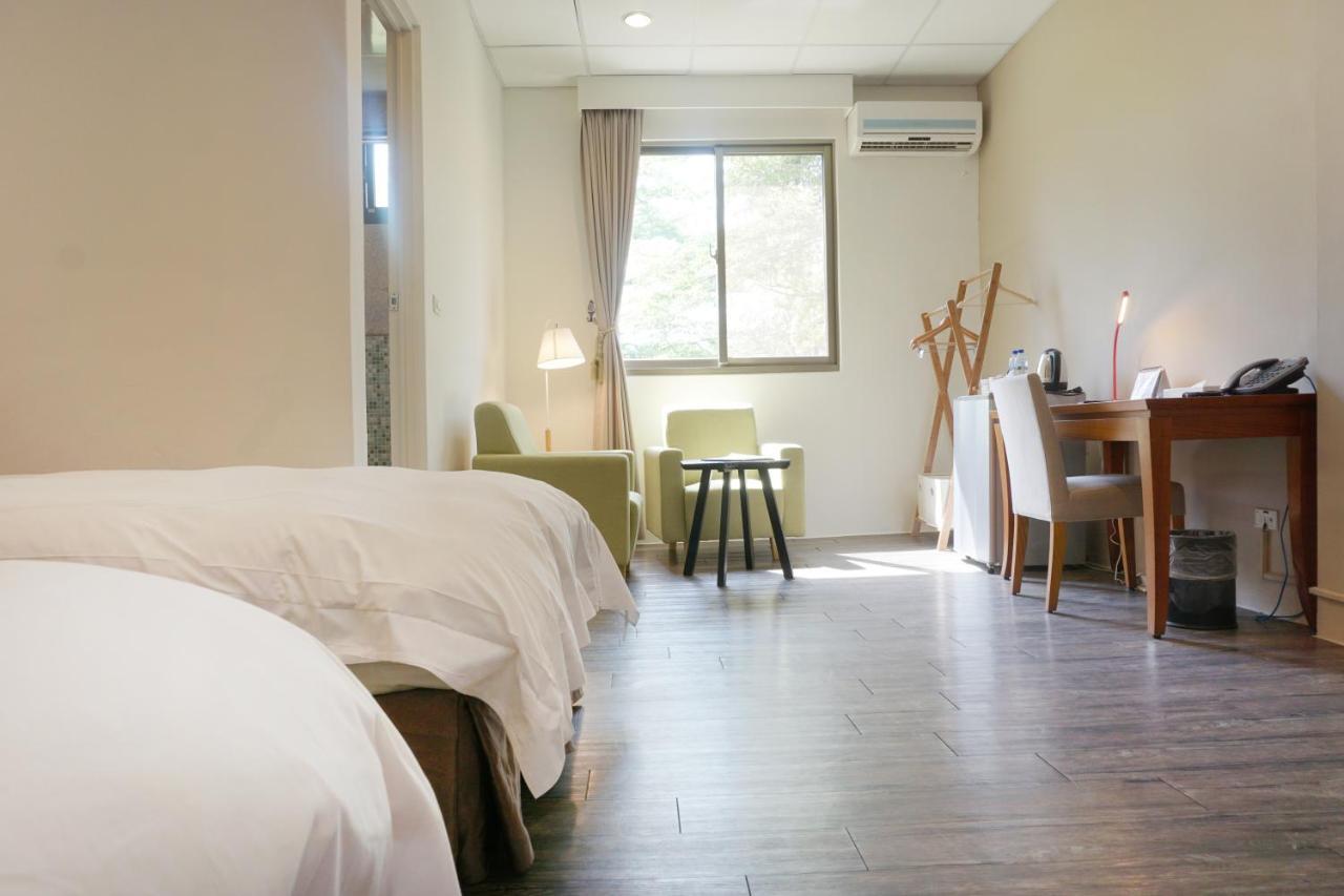 Ncnu Campus Inn暨大行旅 Puli Extérieur photo